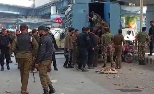 Encounter Between Security Forces And Militants In Baramulla Jammu Kashmir Www.thehindi.in