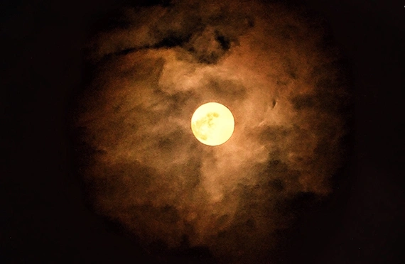 Sharad Purnima Solar Eclipse Lakshmi Puja Time Chandra Arghya Www.thehindi.in