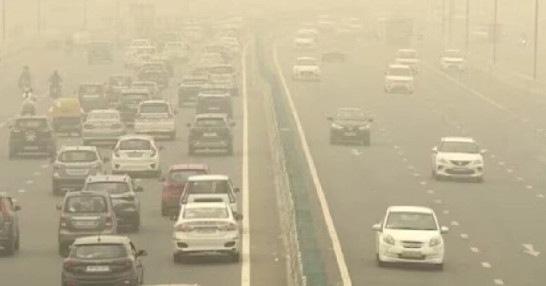 Air Quality Improves In Delhi Ncr Restrictions Imposed Under Grap Www.thehindi.in