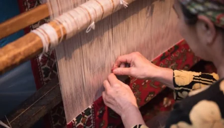 History Of Carpet Weaving In India