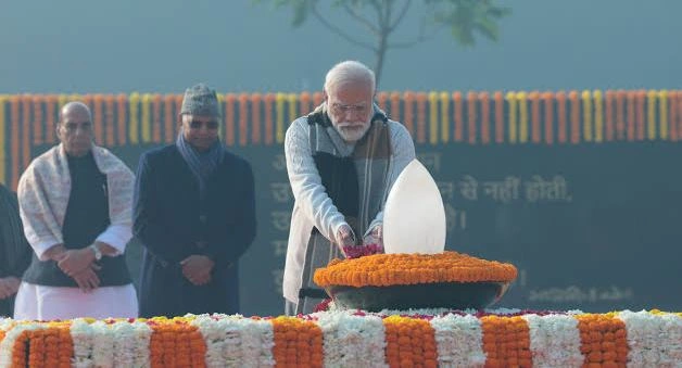 Pm Remembers Former Pm Atal Bihari Vajpayee On His Birth Anniversary Www.thehindi.in
