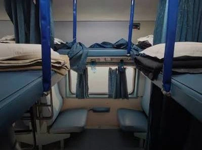 Train Bedroll Theft Railway Strict Action Measures Ac Coach Www.thehindi.in