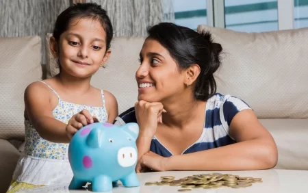 Female Employees Nominate Children Pension Instead Www.thehindi.in